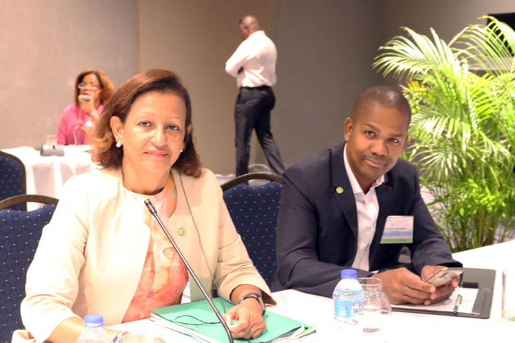 Marie-Luce PENCHARD, Vice-Présidente du Conseil Régional de Guadeloupe en charge de la Coopération et des Affaires Européennes et Ruddy Blonbou, Commissaire de Guadeloupe auprès de l'OECO et Directeur de Cabinet du Président du Conseil Régional de Guadeloupe