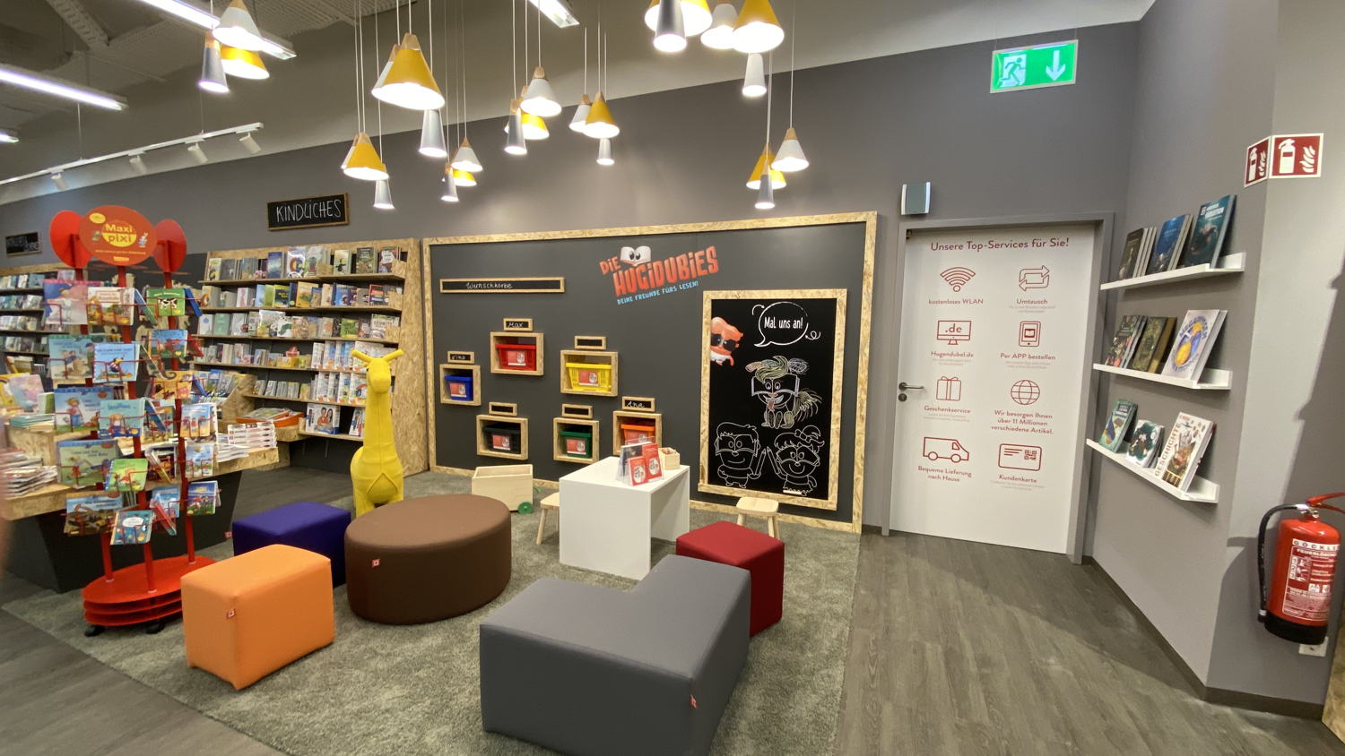 Hugendubel Pop-Up-Store in Erfurt mit einem Lesebereich für Kinder
