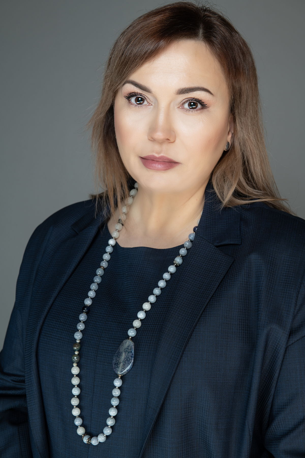 Анета Ценова, Управител на Sun Wave Pharma България