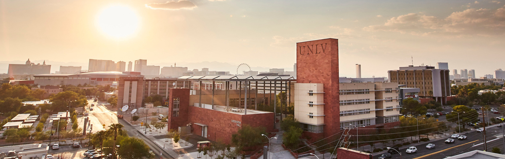 Universitetet i Nevada, Las Vegas satser på hybride klasserom: Sennheiser TeamConnect Ceiling 2 er kjernen i den innovative 'RebelFlex'-løsningen
