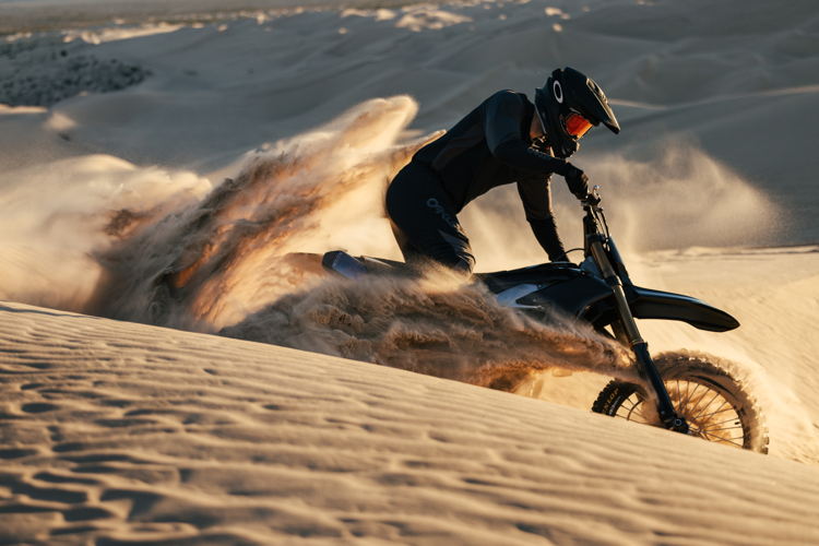 OAKLEY SX CAMPAIGN IMAGE 4
