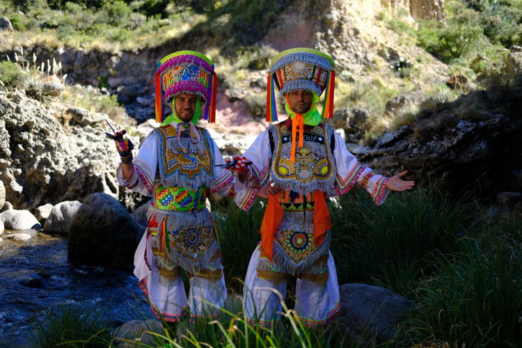 Dance around the world - Peru