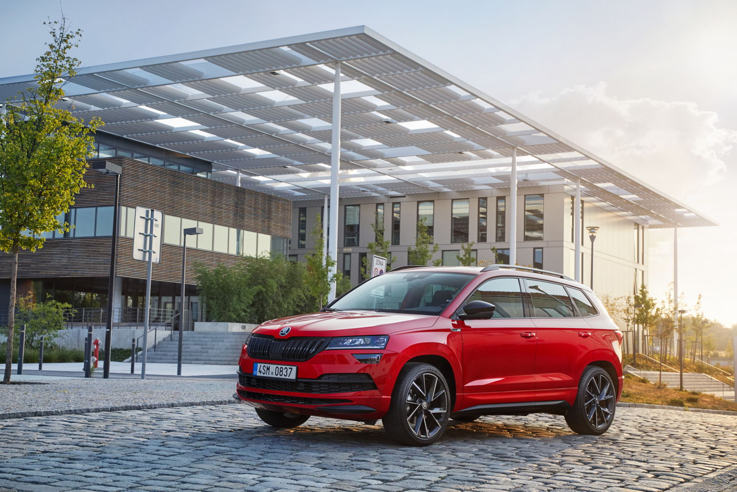 ŠKODA continues to set records: Between January and October, the Czech car manufacturer grew worldwide compared to the same period last year. The carmaker's deliveries in the first ten months of this year increased in Europe (+ 4.3%), China (+ 12.5%), Russia (+ 28.7%) and India (+ 2.4%).