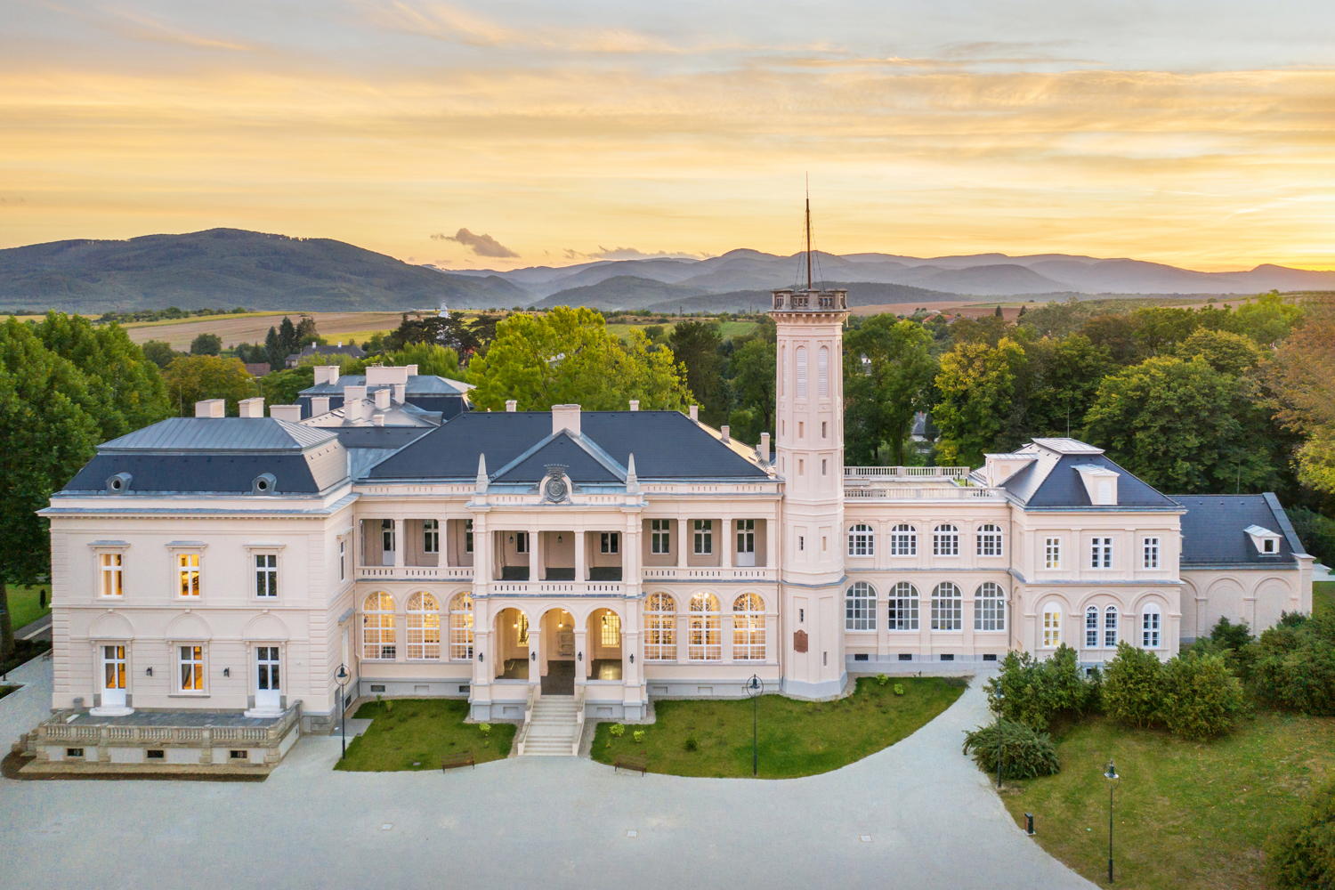 @NÖF