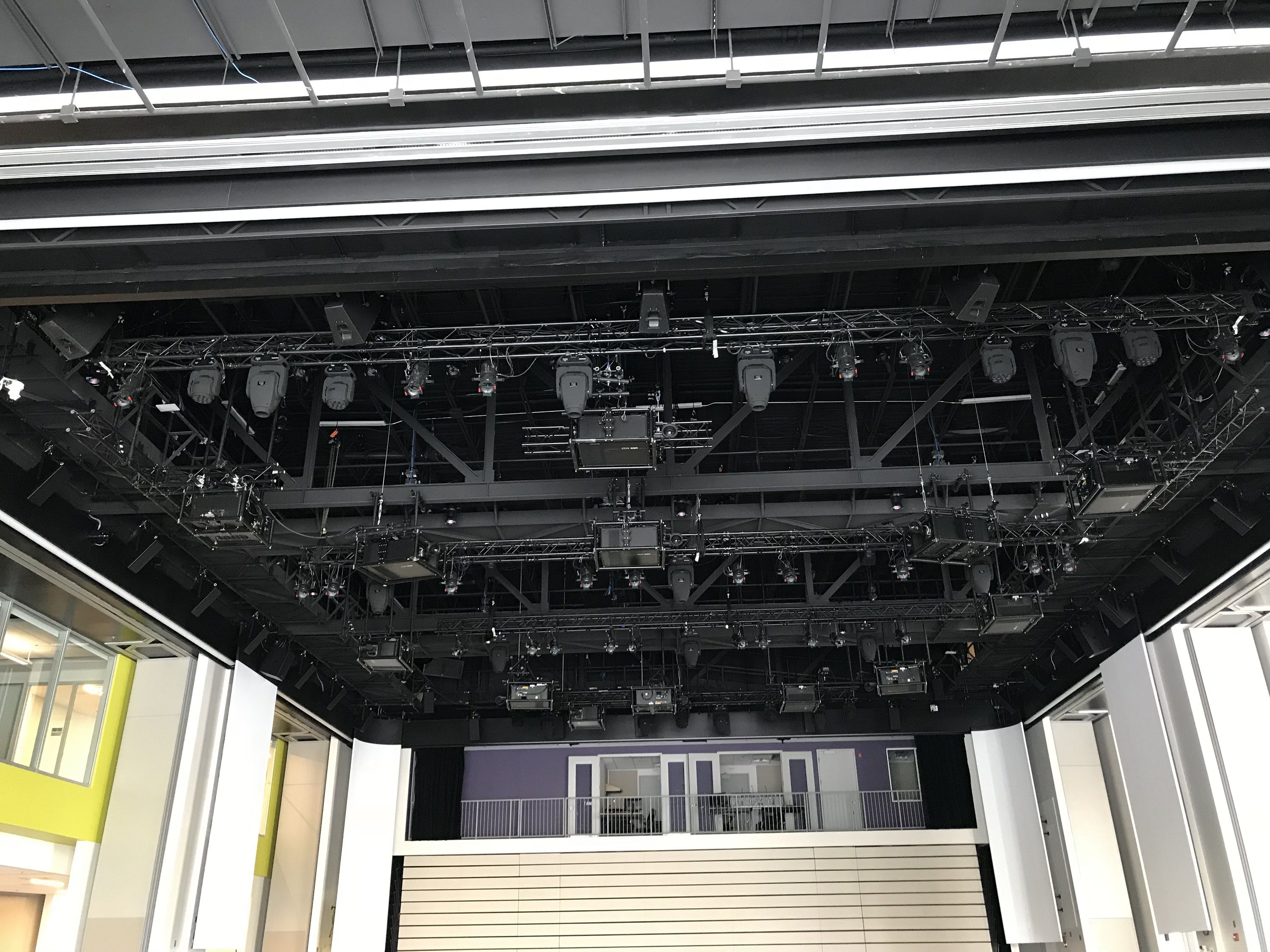 La Cité’s new Excentricité building features close to 50 loudspeakers for the immersive audio experience. Digital 6000 was the microphone system of choice to keep feedback to a minimum
(Image courtesy of La Cité Collégiale)