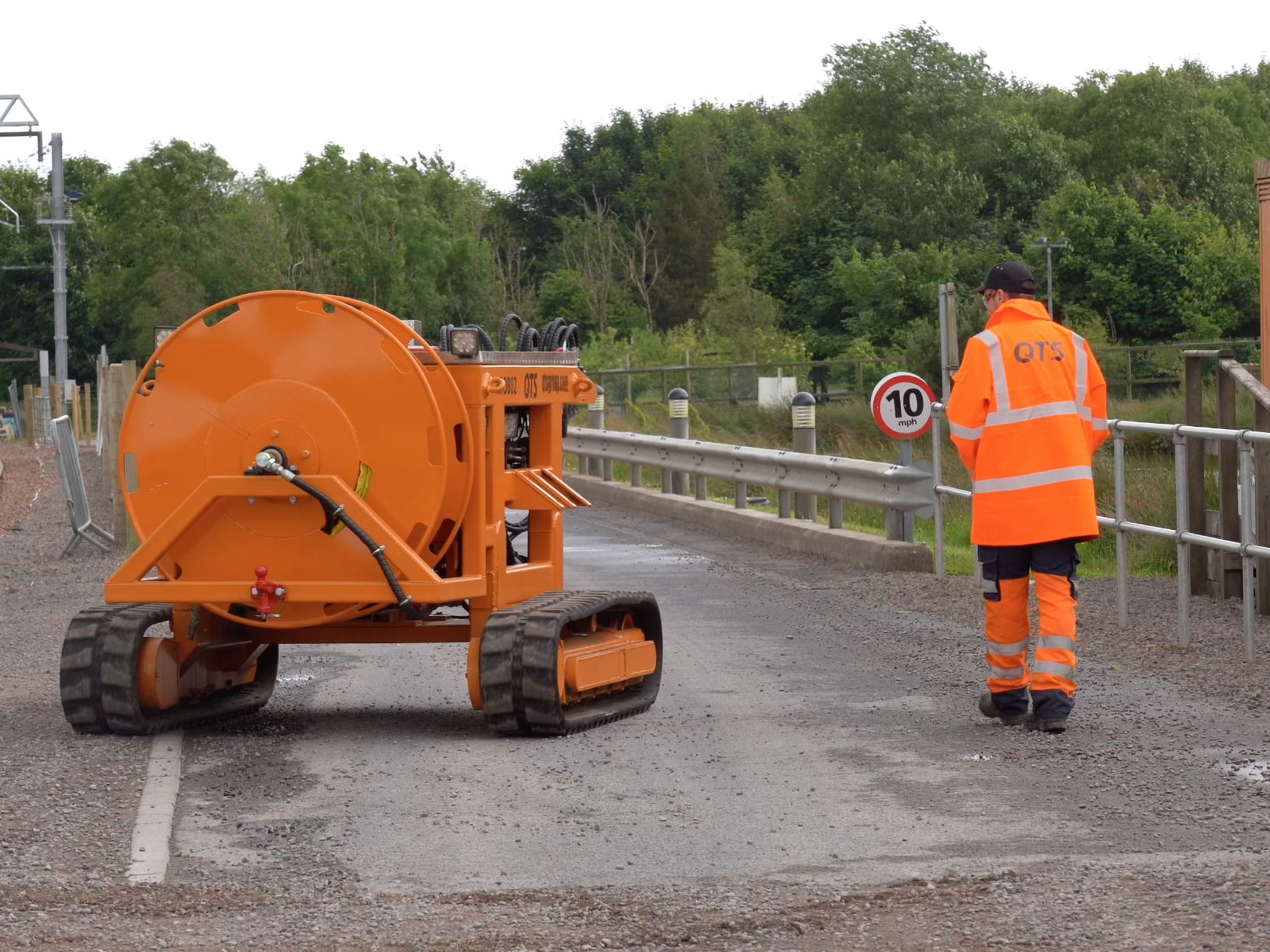 QTS takes control of worker safety with Tele Radio
