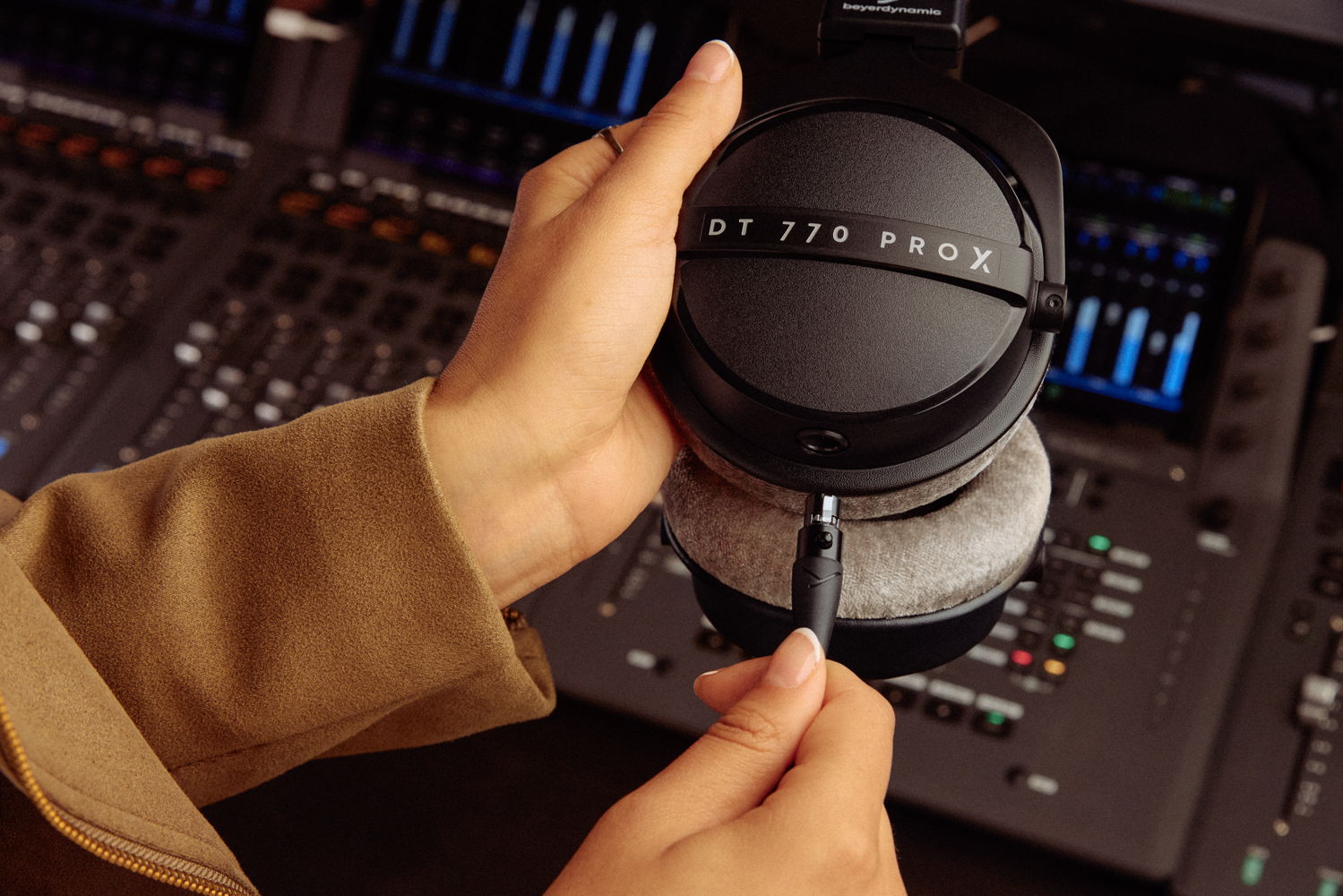 PIC DT770PROX 25 05 Detachable Cable