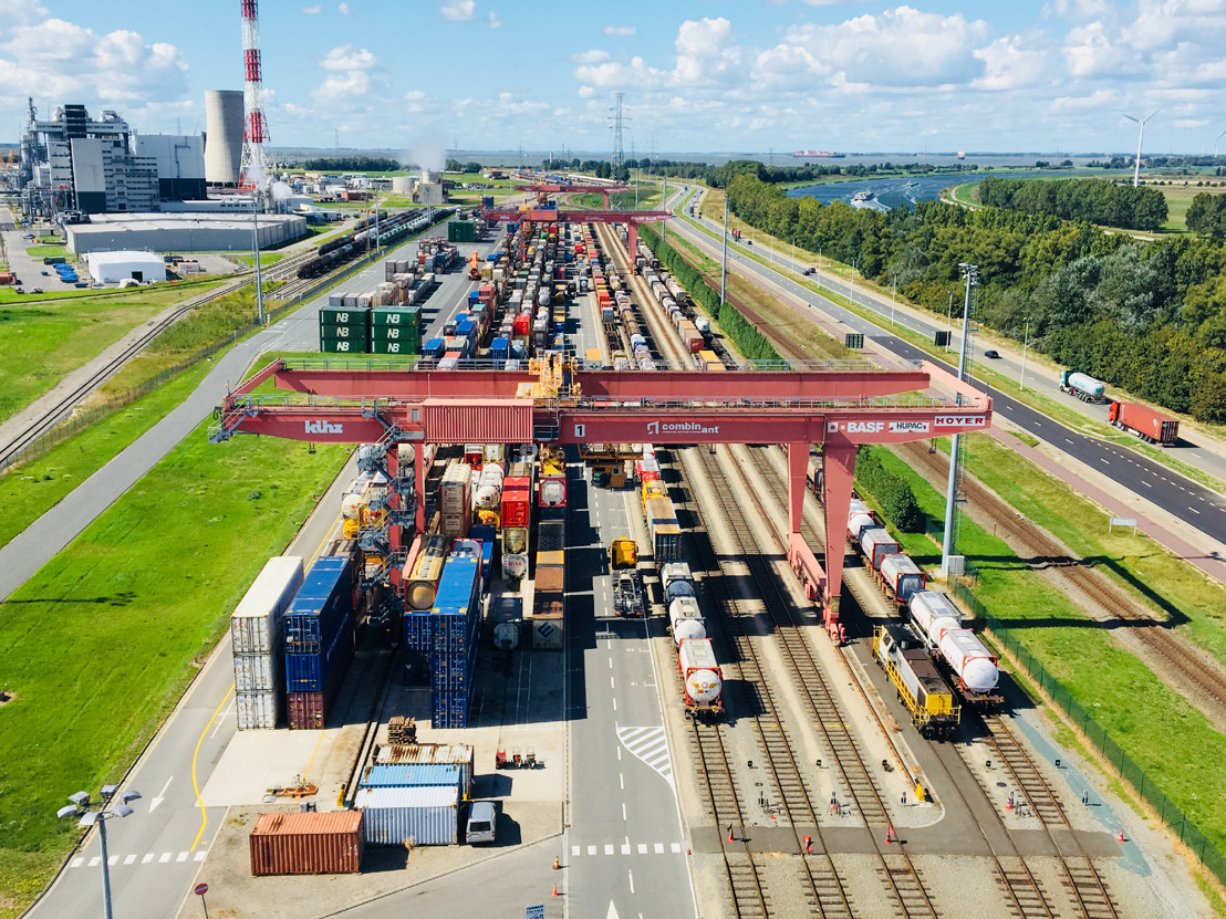 Der Hafen Antwerpen will die Versorgung von Chemieunternehmen an Rhein und Ruhr nachhaltig sichern