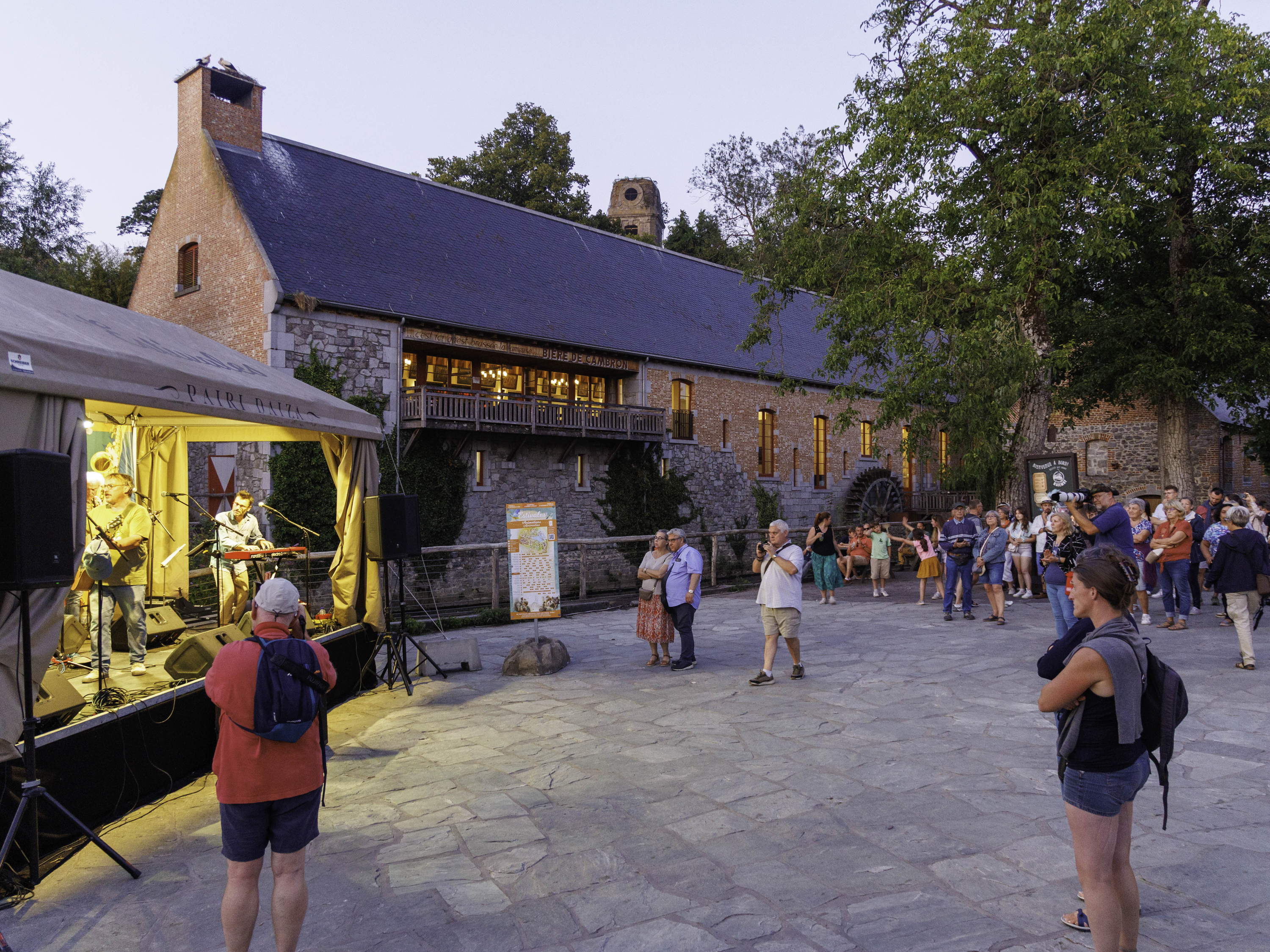 Pairi Daiza's zomerfestival Les Estivales viert nationale feestdag met de Belgische Elvis, van 18 tot 21 juli. 