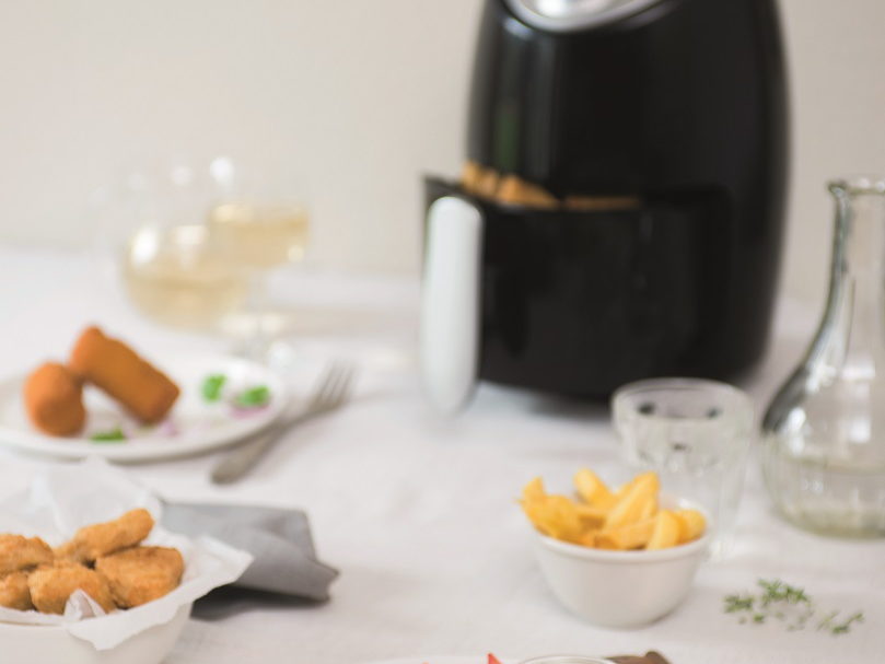 Fritel lance une mini-friteuse à air chaud spécialement conçue pour les étudiants et les personnes seules