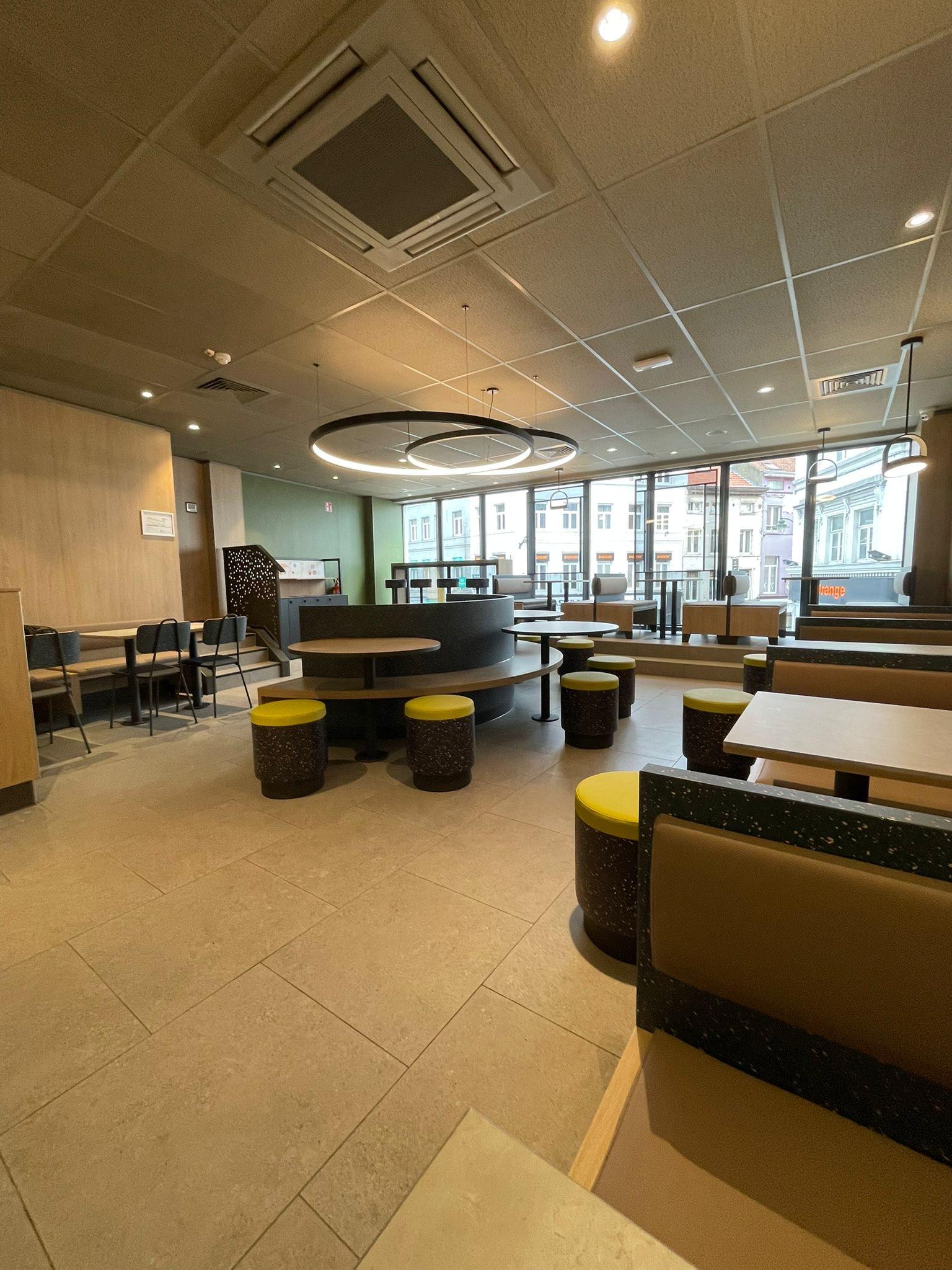 Le restaurant McDonald’s d’Ixelles rouvre ses portes après rénovation