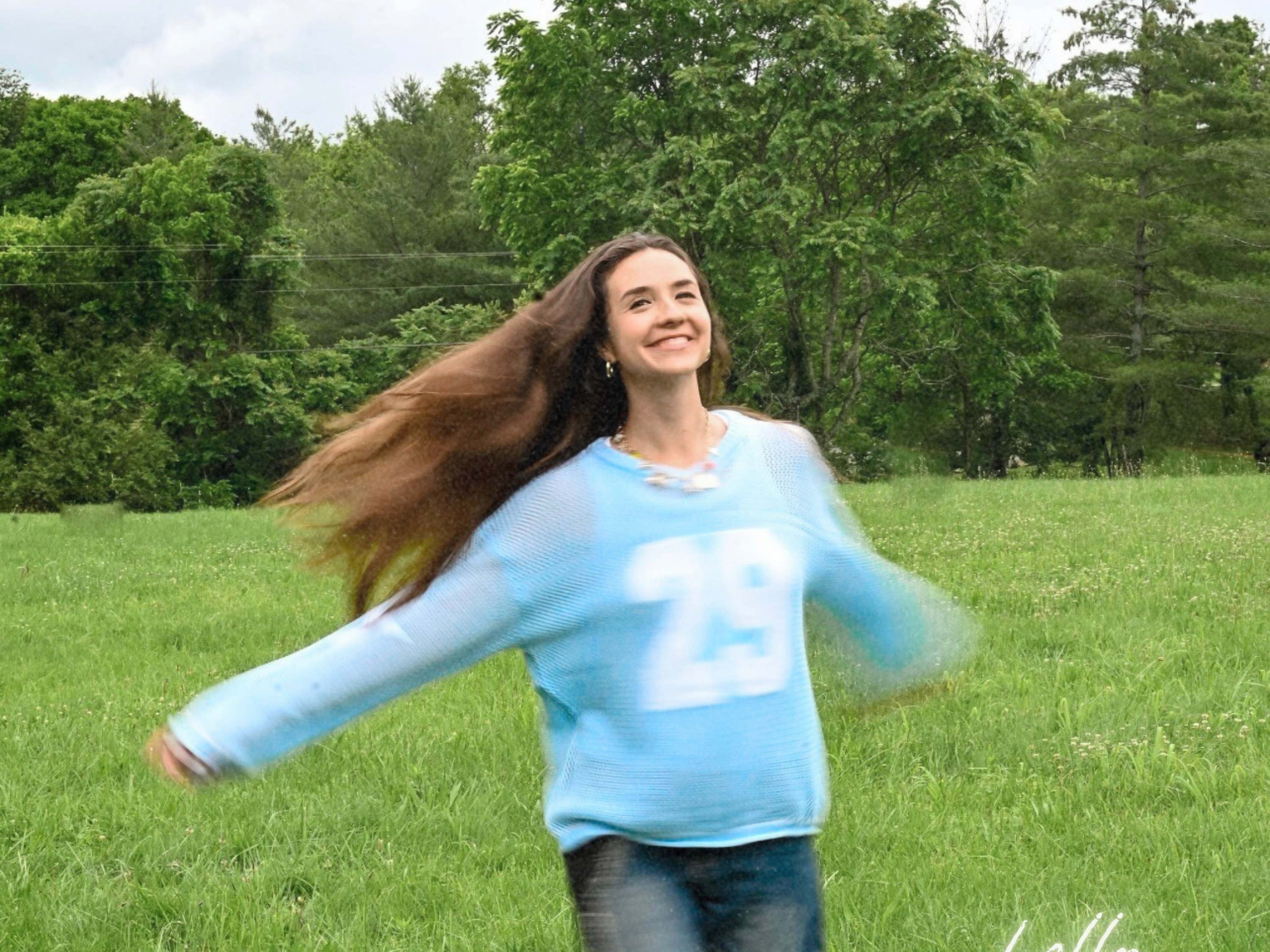 Maddi Jane Says “Hello” to Summer Playlists with New Single