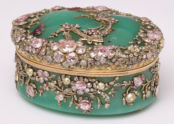 In 2021 a hundred objets d’art from the Victoria and Albert Museum in London will arrive at the DIVA museum in Antwerp
