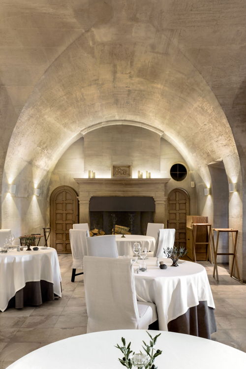 Restaurant L'Oustau de Baumanière - interior