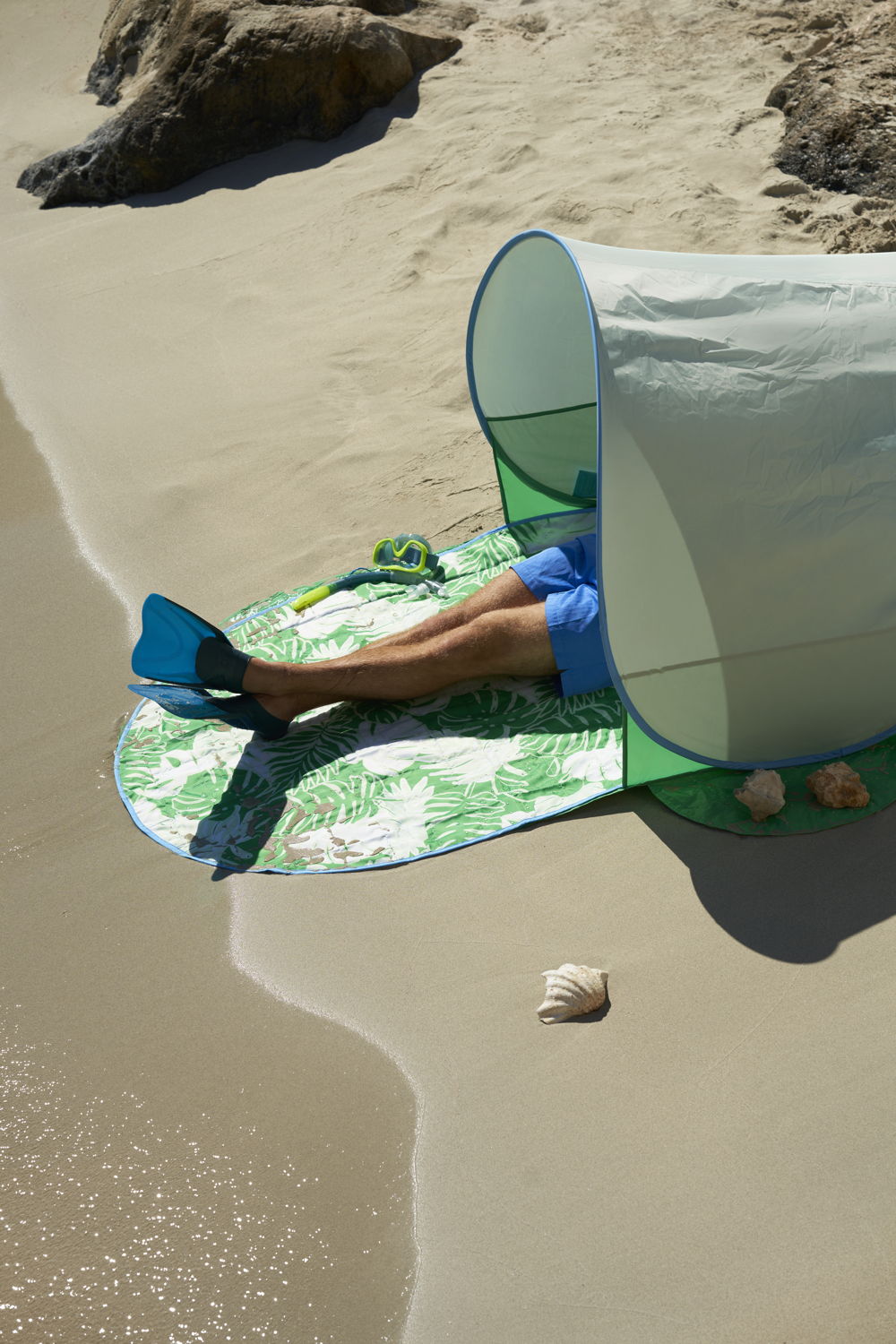STRANDÖN pop-up sunwind shelter €29,99