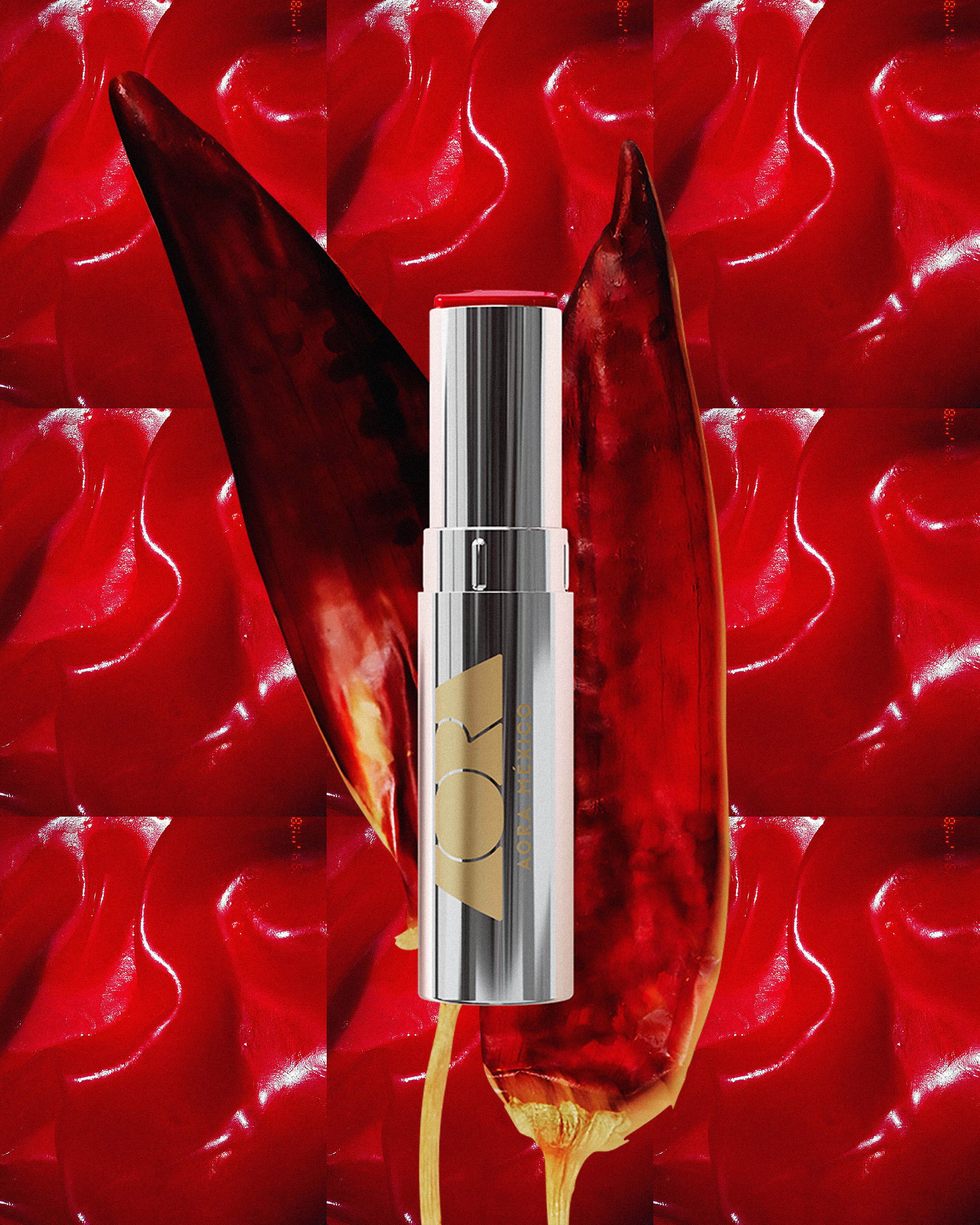 Más picante que nunca AoraMakeup lanza su gloss volumizante con 5 chiles en una cena única 