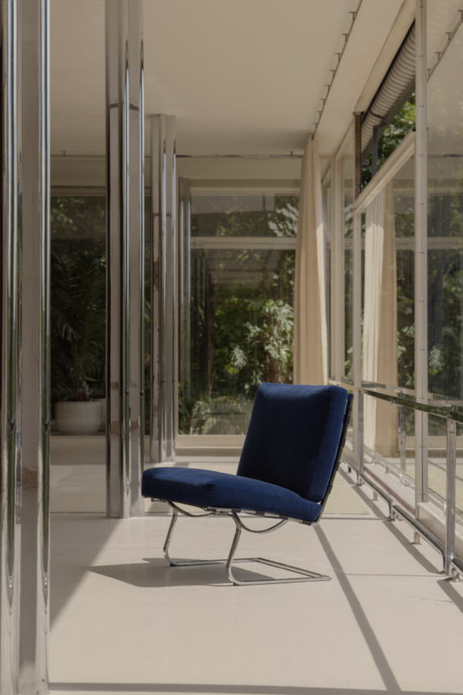 The Tugendhat Chair at Villa Tugendhat. Image courtesy of Knoll. 