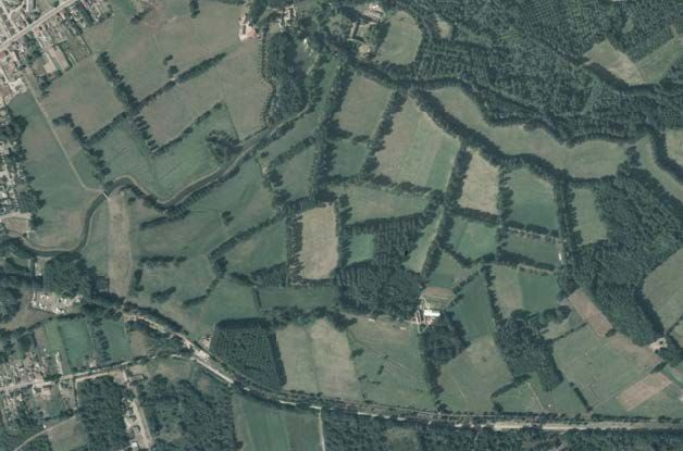 Op de luchtfoto zie je dat er in Graafweide-Schupleer veel KLE’s waren. (©www.geopunt.be)