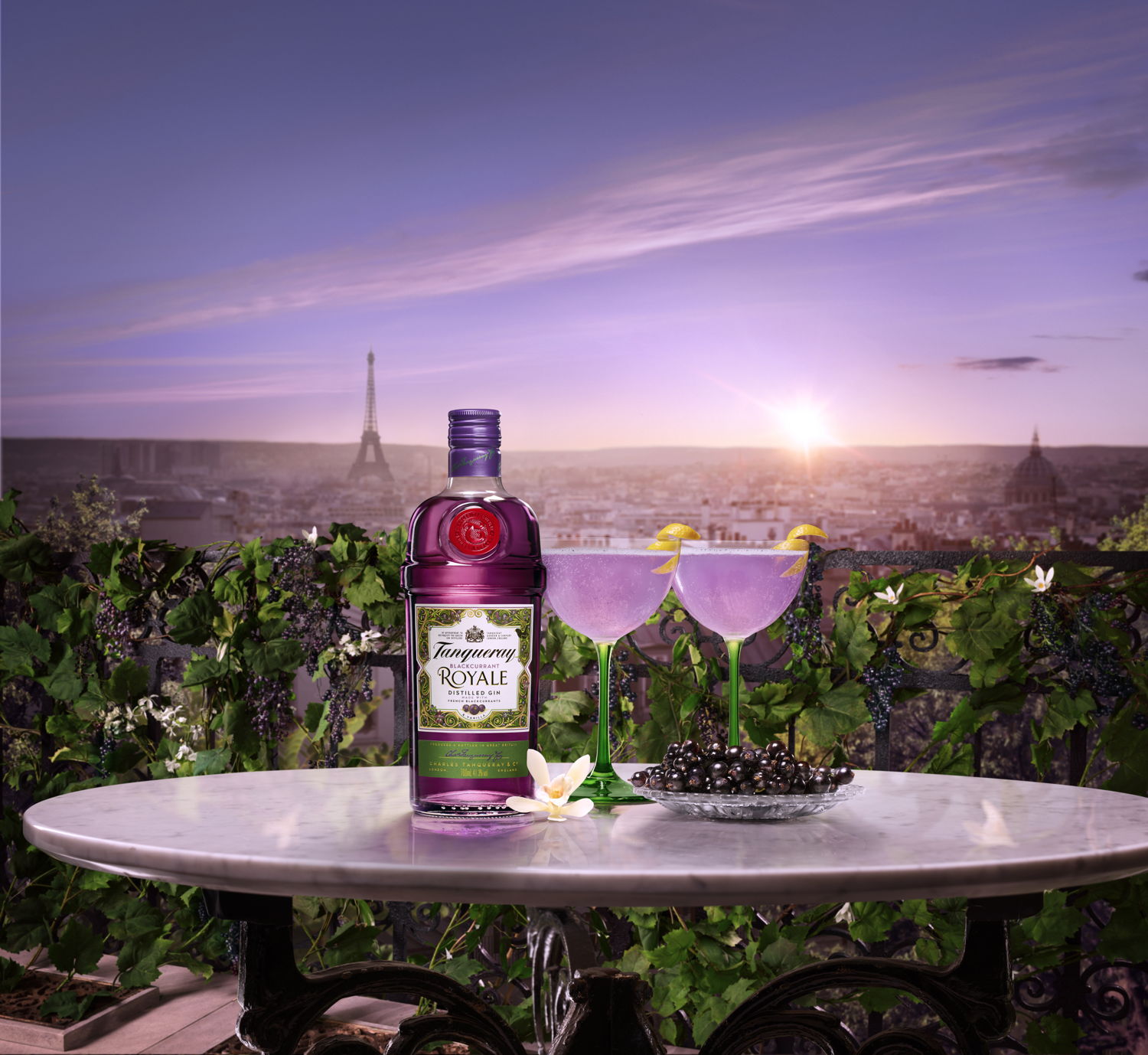Tanqueray Blackcurrant Royale  70cl - French 75 - €34,95