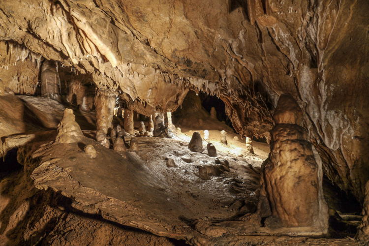 Grottes de Comblain (c) Bernard Jacqmin