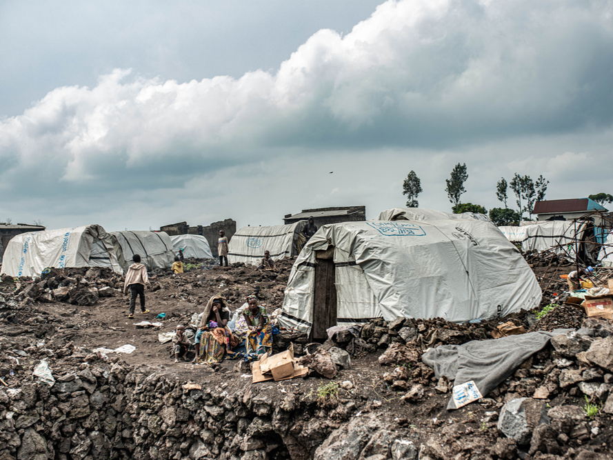 Miles de personas abandonan los campos de desplazados en Goma 