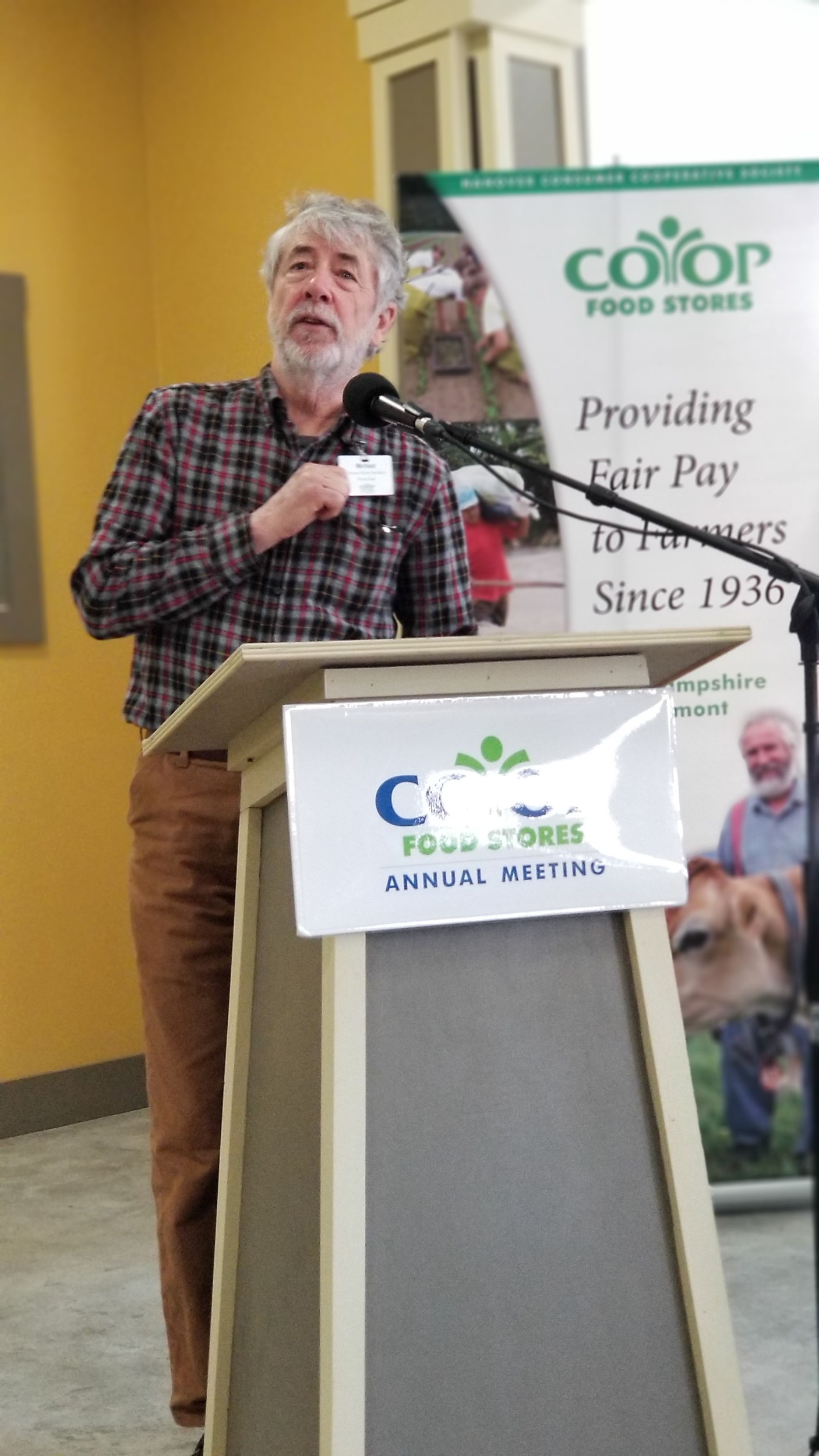 Michael Whitman, 2018 recipient of the Allen and Nan King Award speaks about the value of community. Whitman was presented with the award at the annual meeting of the Hanover Consumer Cooperative Society.