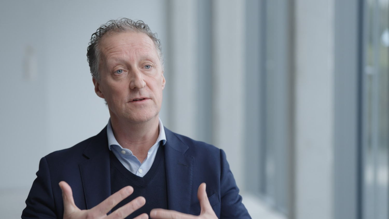 Pano: De asbesterfenis - Patrick Balemans - Executive Director Etex