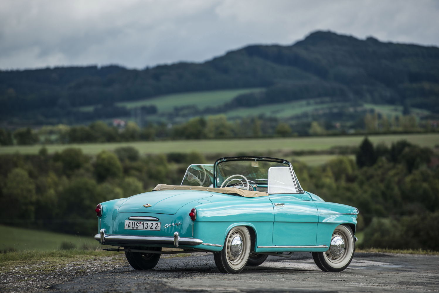 From February 1959, the successor to the ŠKODA 450, the ŠKODA FELICIA (photo), rolled off the production line. This model was also manufactured in Kvasiny until 1964.