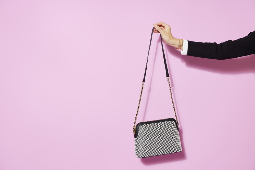 Tas met schouderband en mix van materialen 35,99 €