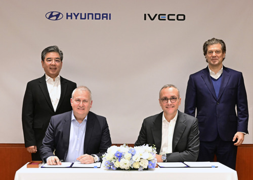 Hyundai Motor Company levert een 100% elektrisch licht bedrijfsvoertuig van zijn Global eLCV-platform aan Iveco Group in Europa