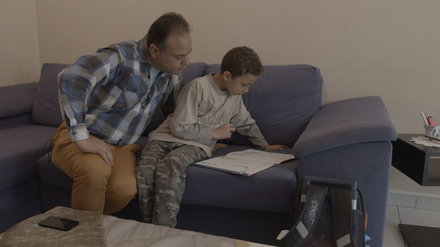 Koppen: Samir en zoon
(c) VRT