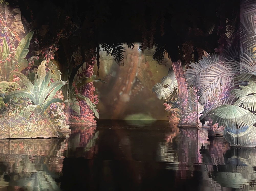Amanda Piña - Paradise - 1>3/06  © Wendy Waszut-Barrett