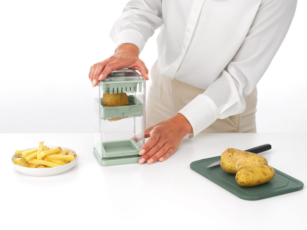 Tasty+ Potato Cutter - Jade Green - 8710755145421 Brabantia_6_NR-40975
