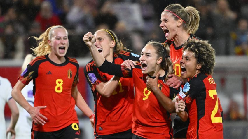 Visa werkt samen met ING om vrouwenvoetbal te promoten