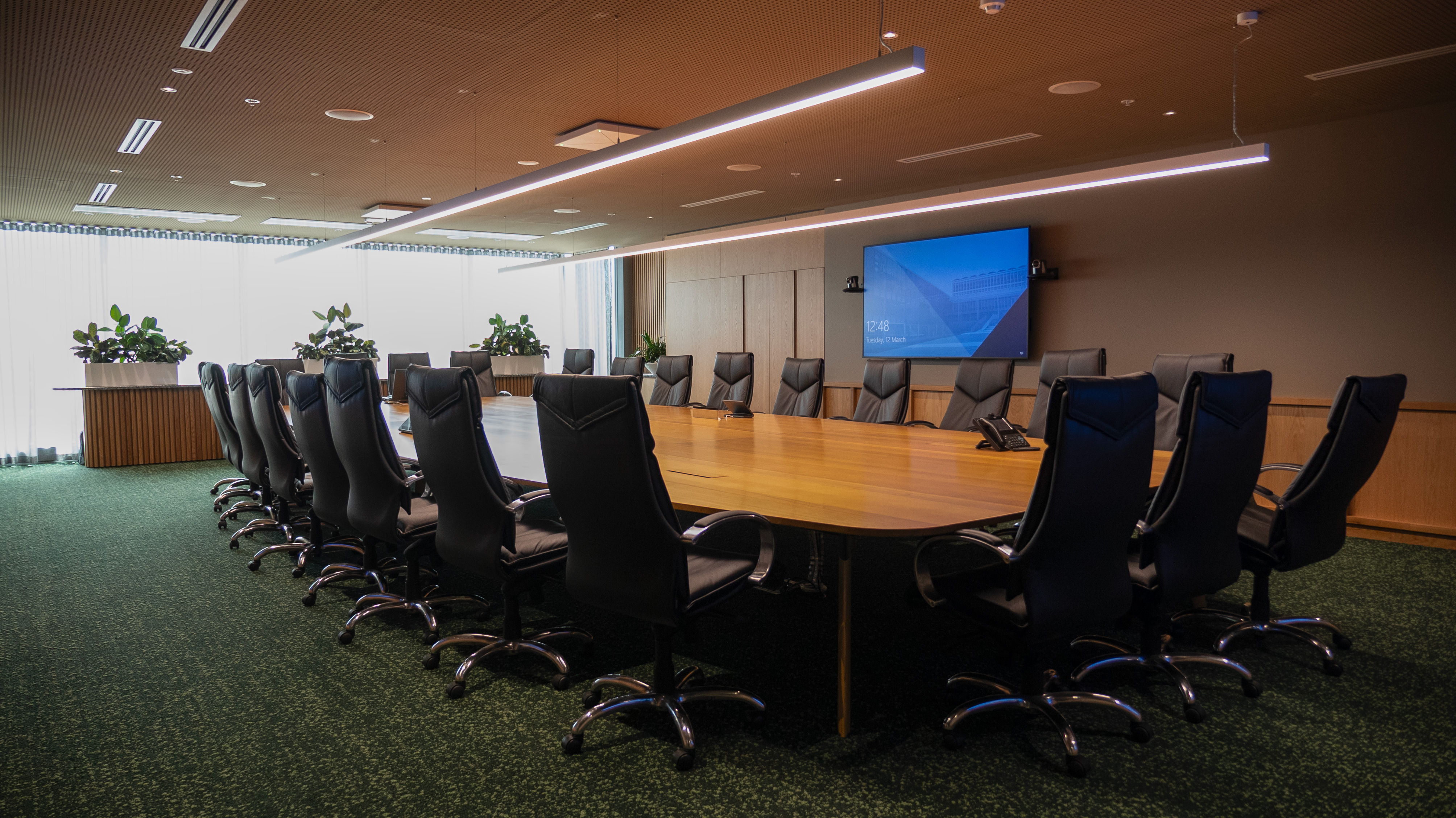 An example of the Flinders University boardroom equipped with Sennheiser gear.
