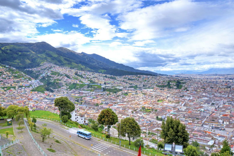 Quito desde el mirador del Panecillo