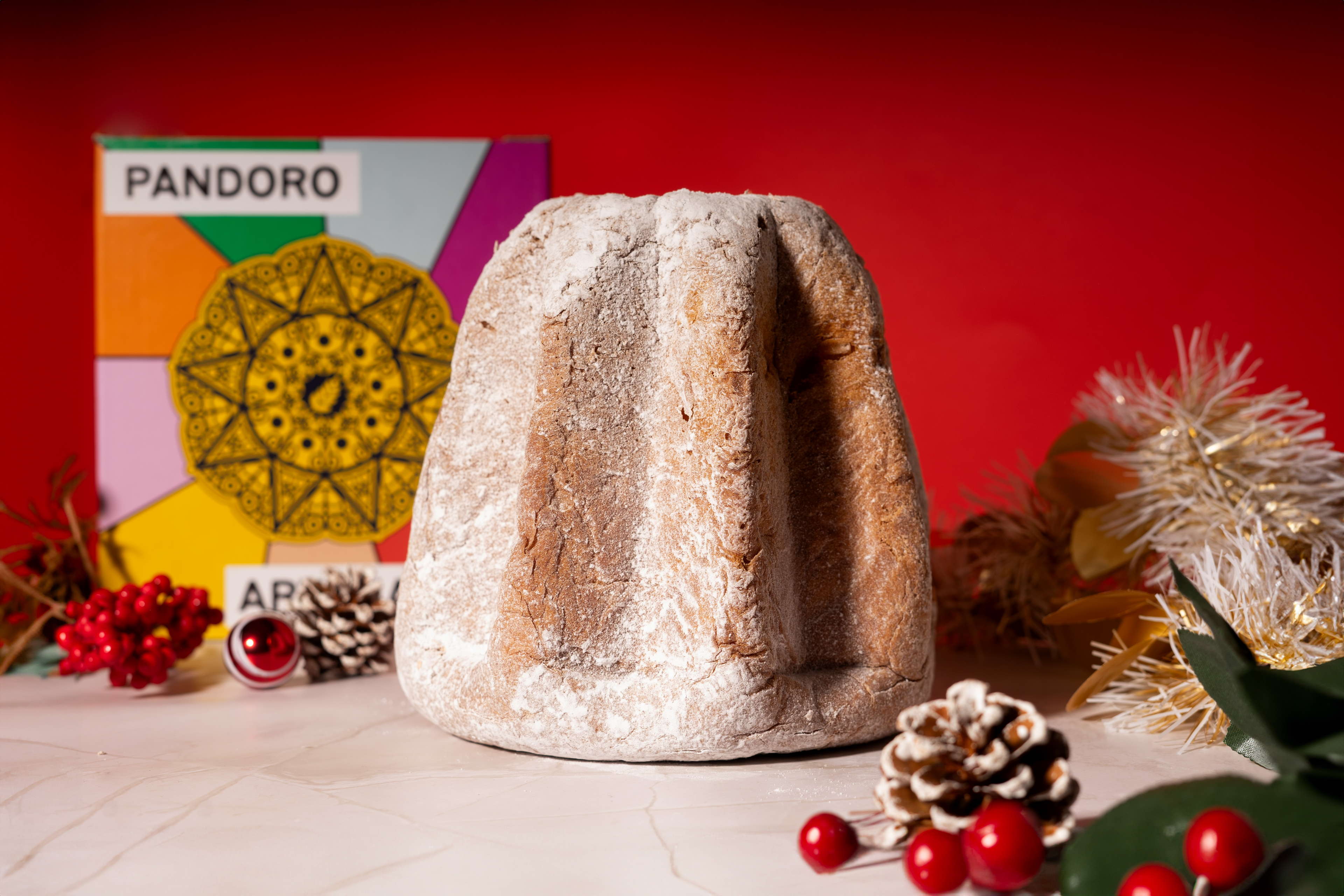 Natale 2024: Mercato del Pane presenta il Pandoro e il Pan Cetteo