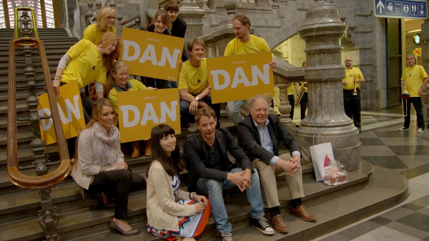 Chinese studente en blogster Zhao Dandan op stap in Antwerpen
