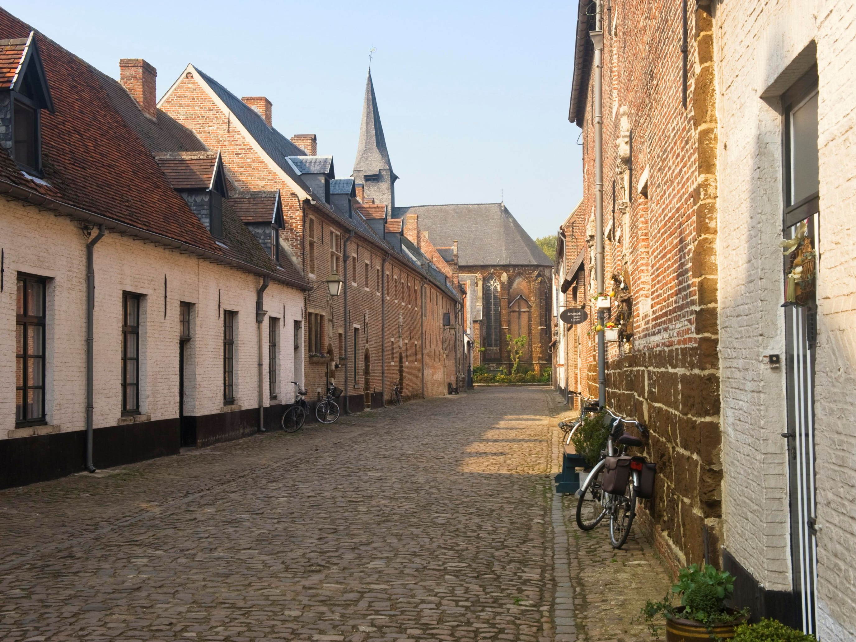 The Begijnhof of Diest: heritage of a strong religious tradition