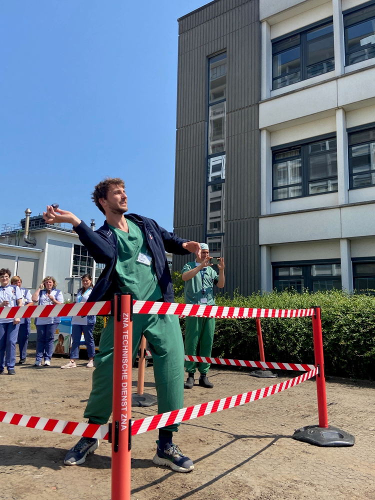 Het kampioenschap telefoonwerpen bij ZNA (foto: ZNA)