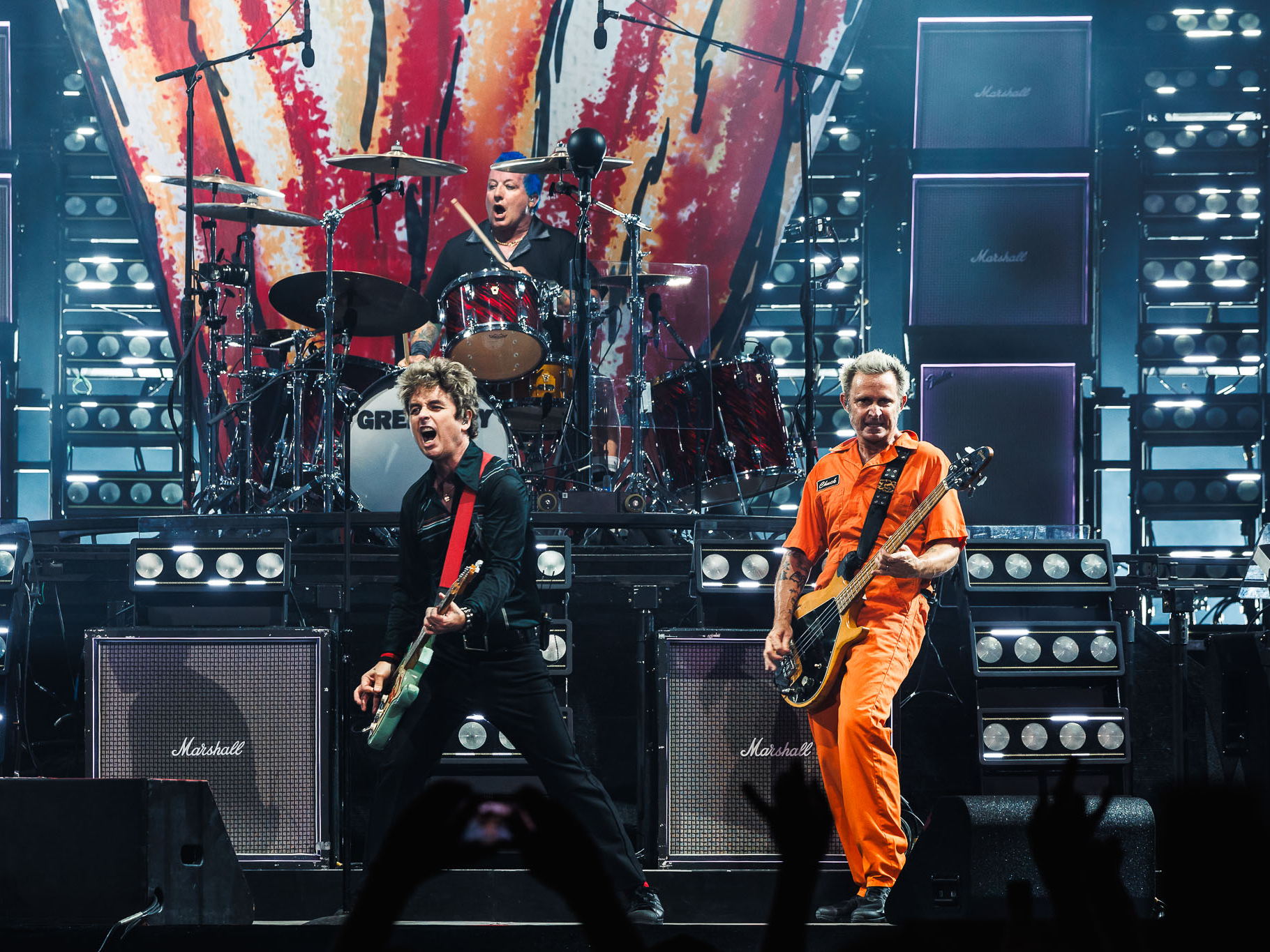 Schoeps MiniCMIT Shotgun Microphones Capture Energy of the Crowd for Green Day at Festivals, Stadiums, and Arenas Worldwide