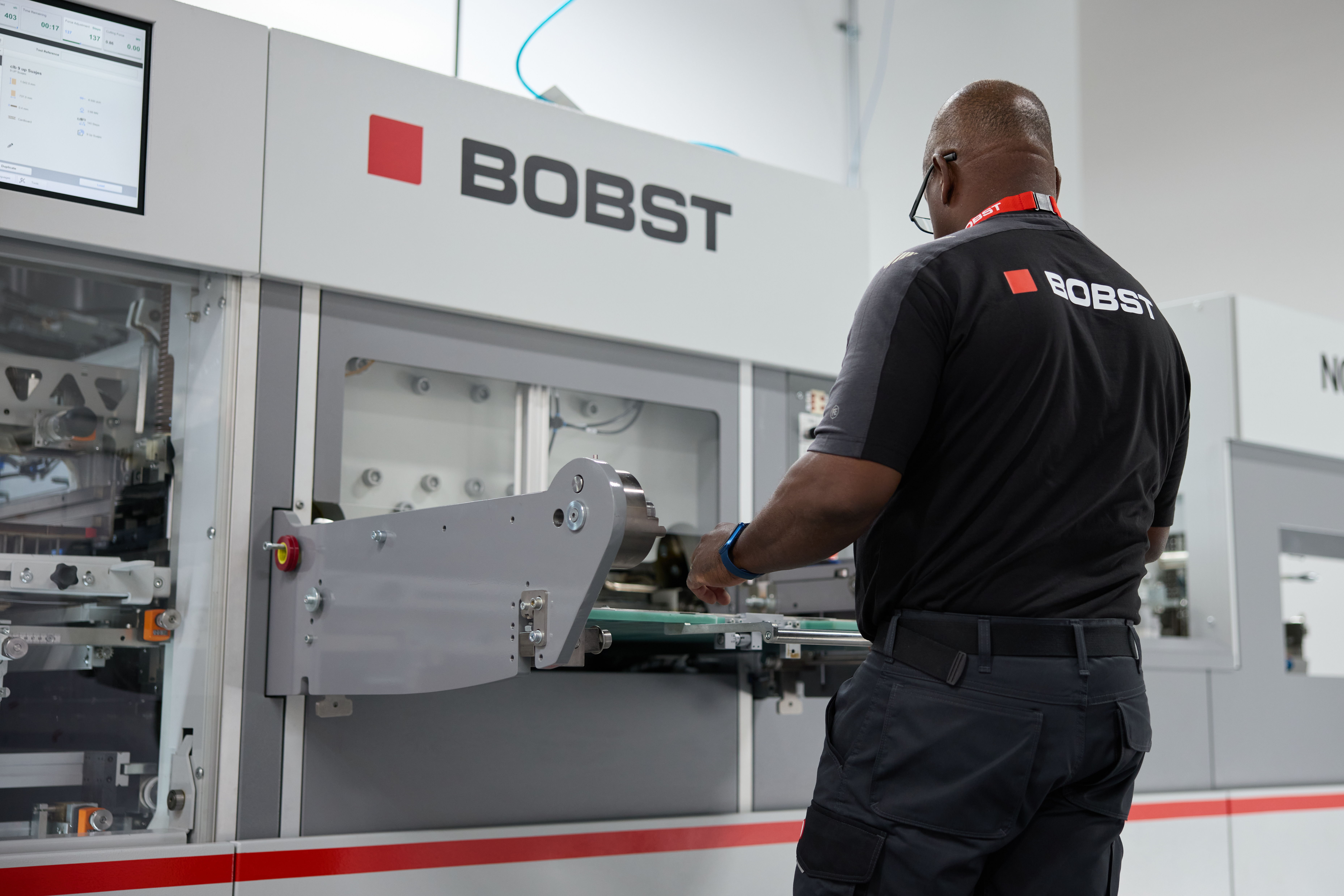 Operator on BOBST NOVACUT