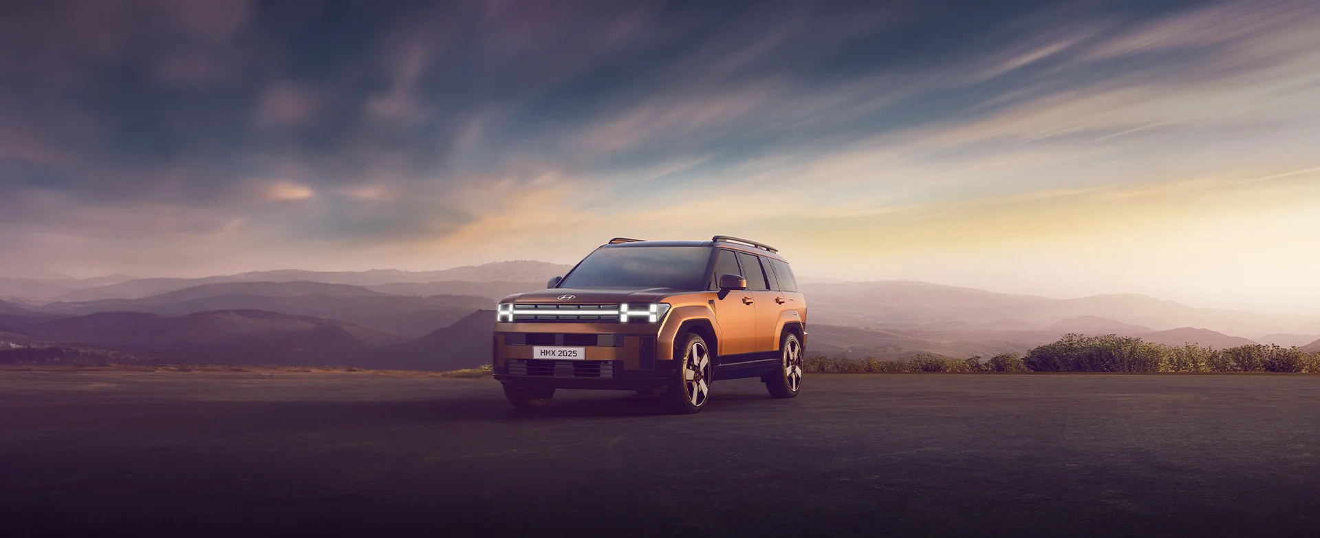 Hyundai Santa Fe 2025 en versión híbrida y gasolina
