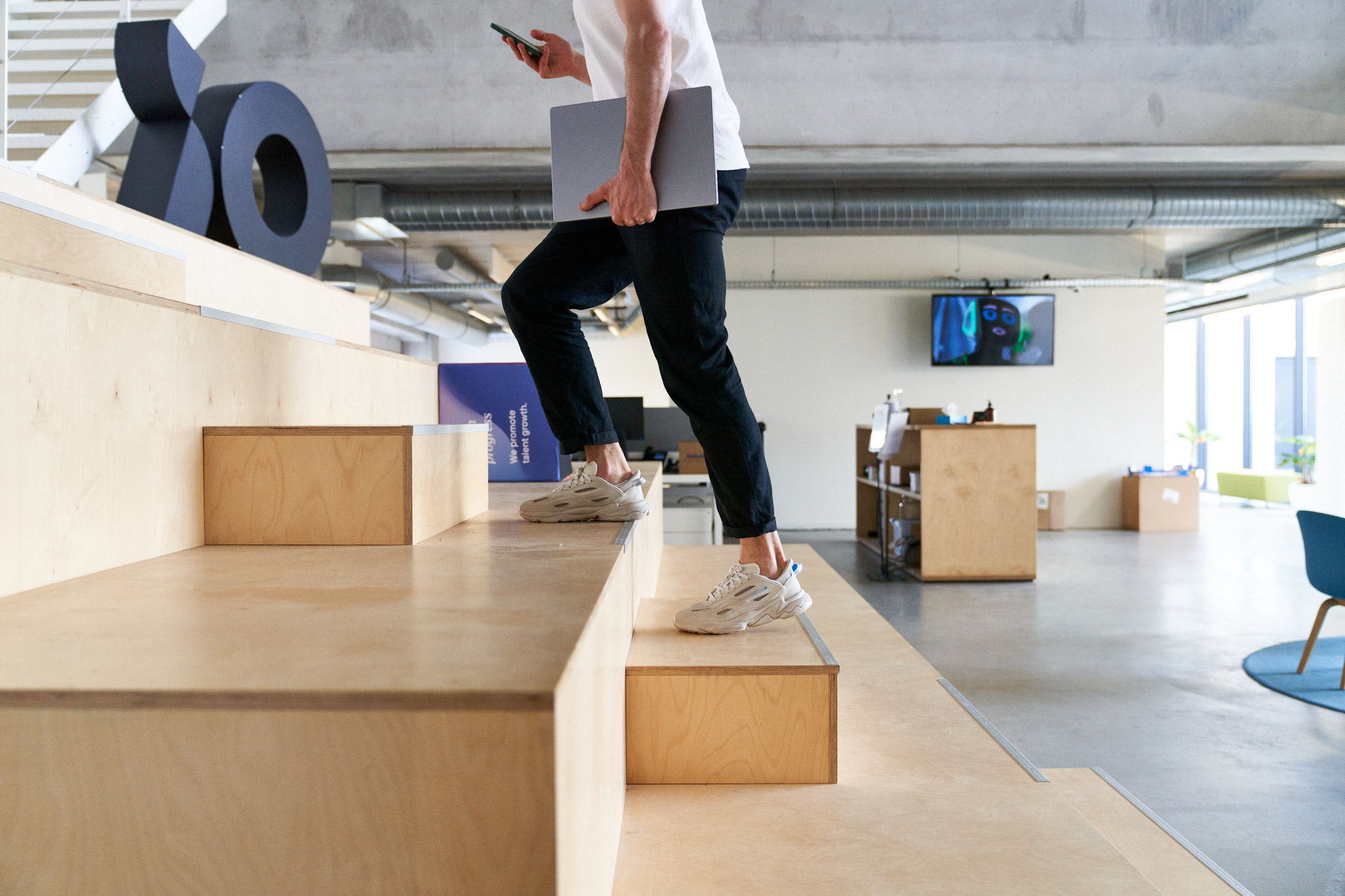 iO campuses - photos