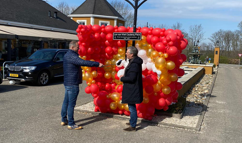 Leo van Vliet Directeur Amstel Gold Race onthult zijn eigen plein op het park 25 jaar directeur Amstel Gold Race