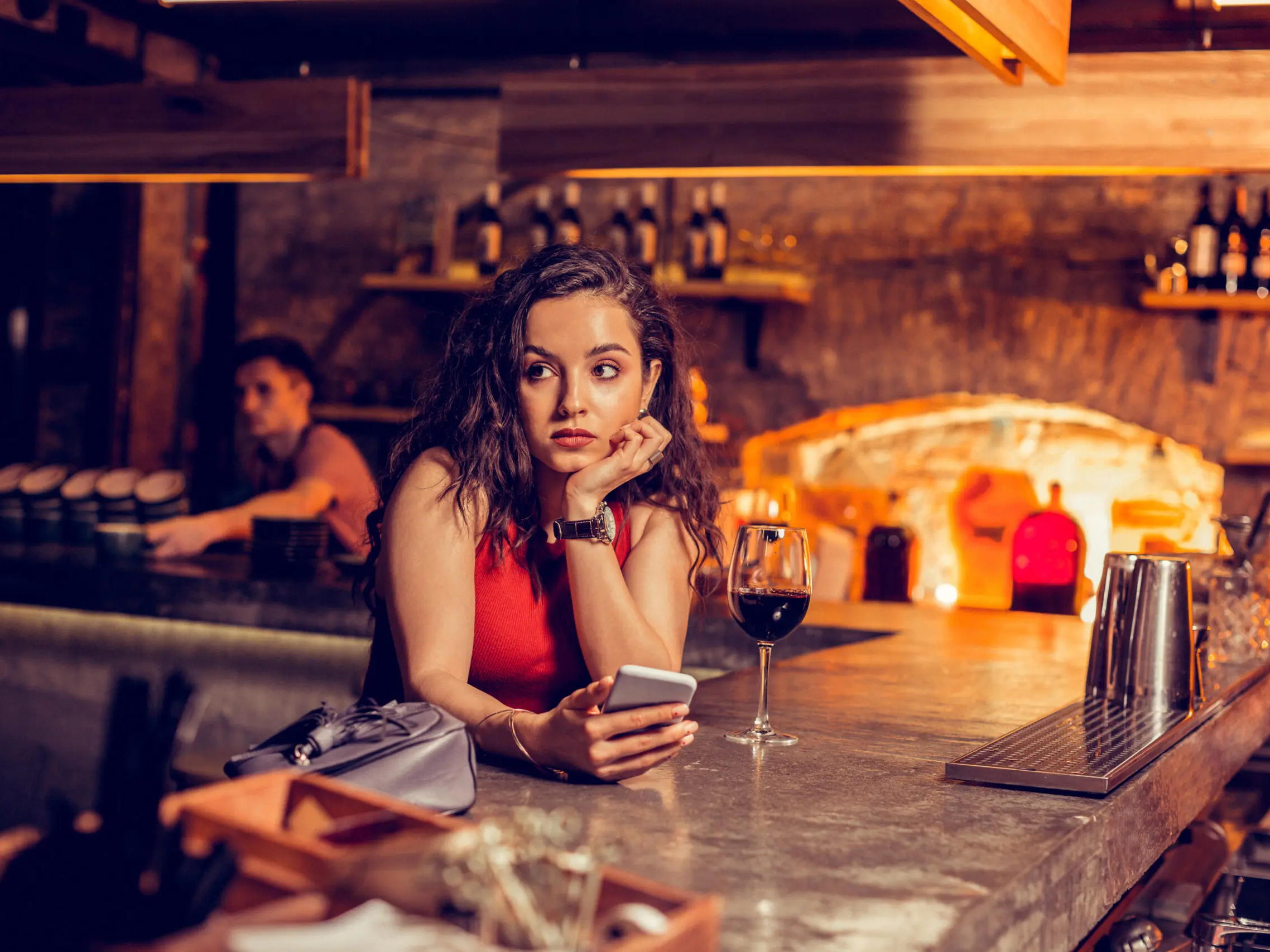 Red Flags: Revisa el glosario de Bumble que te ayuda a detectar estas señales de alerta en tus citas 