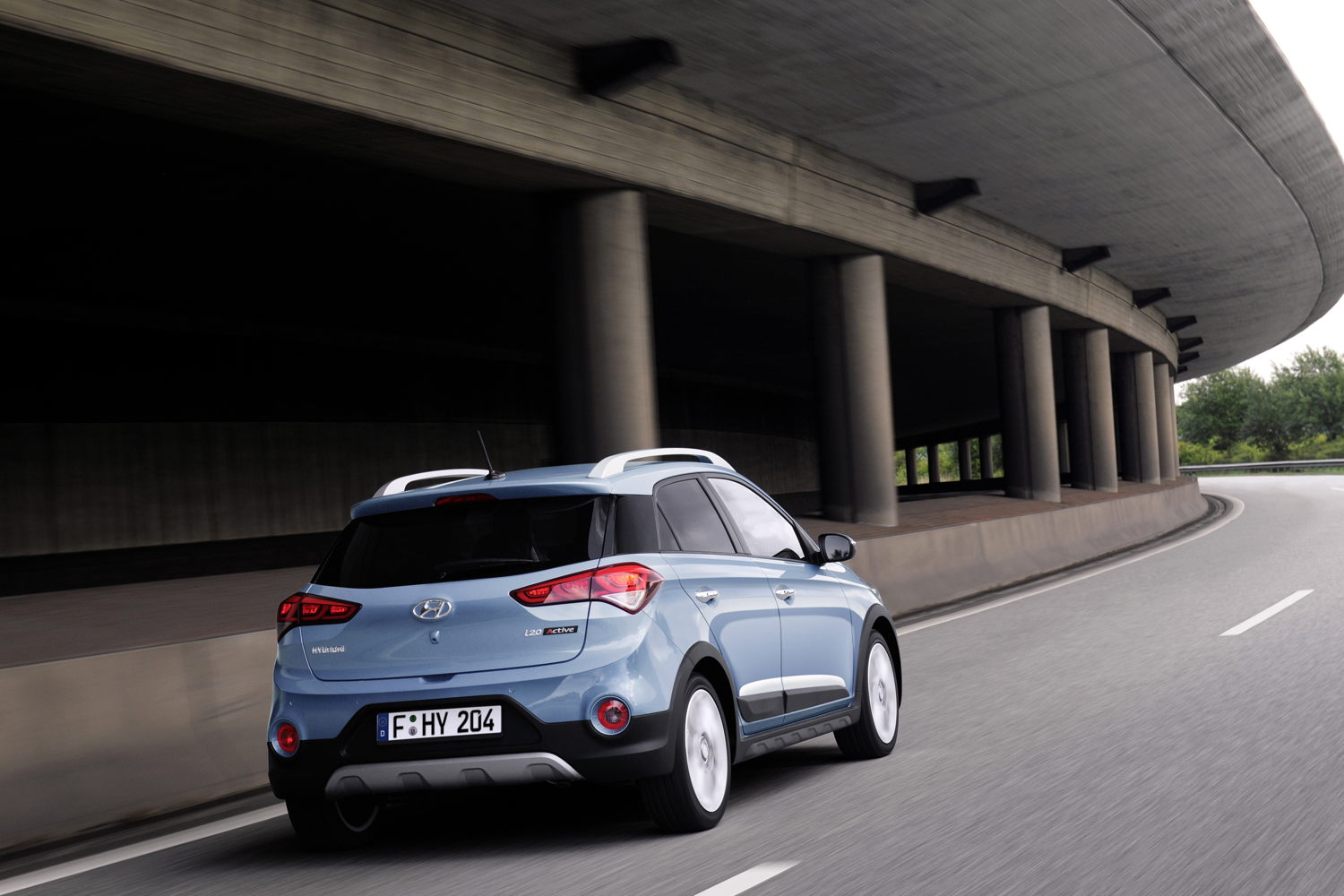 i20 Active