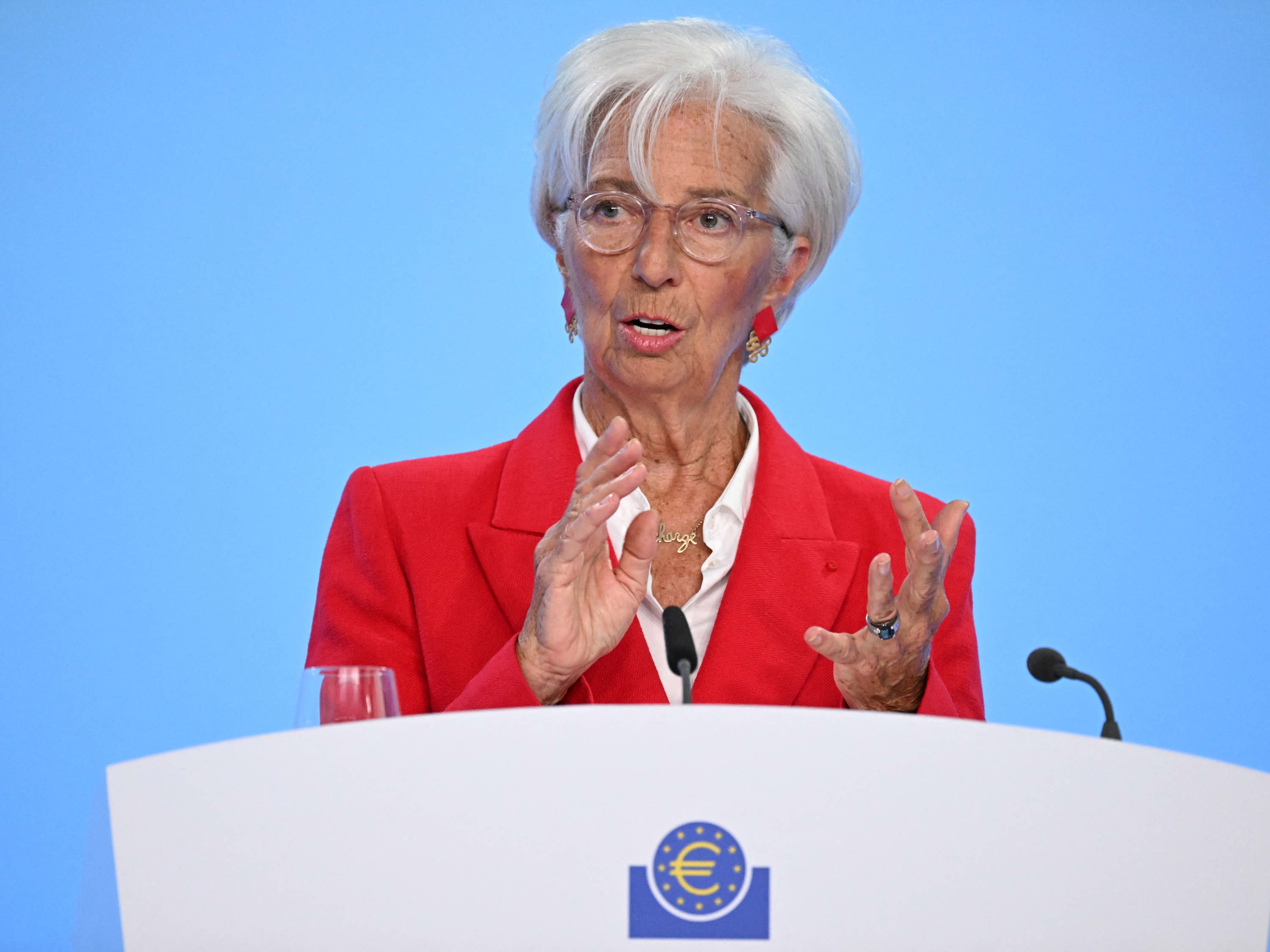 ECB cuts interest rates amid "exceptional uncertainty"