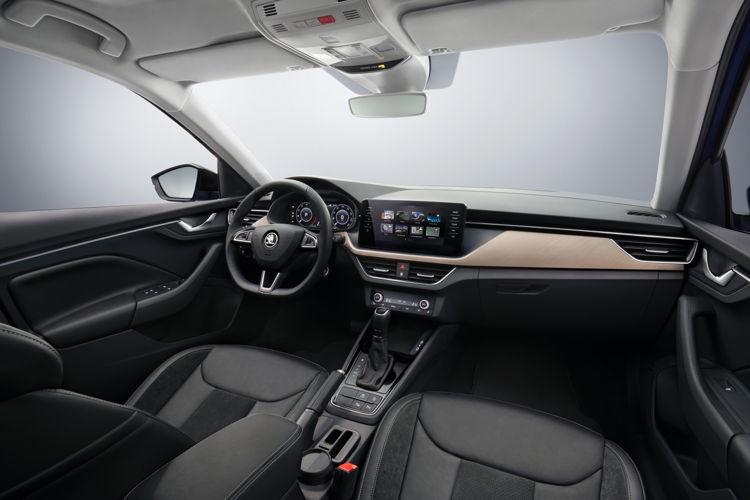The ŠKODA SCALA marks the debut of a new interior concept featuring a redesigned dashboard and a central display positioned high up - at up to 9.2 inches in size, it's the biggest in this class.
