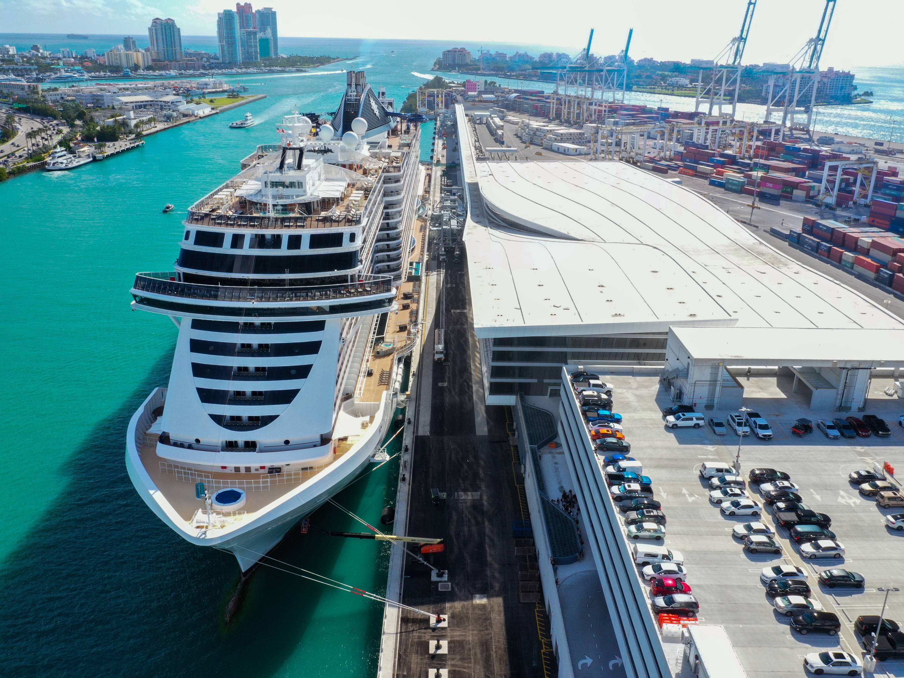 MSC Cruises inaugure le plus grand terminal de croisière au monde et offre une expérience-client inédite grâce à des technologies de pointe 